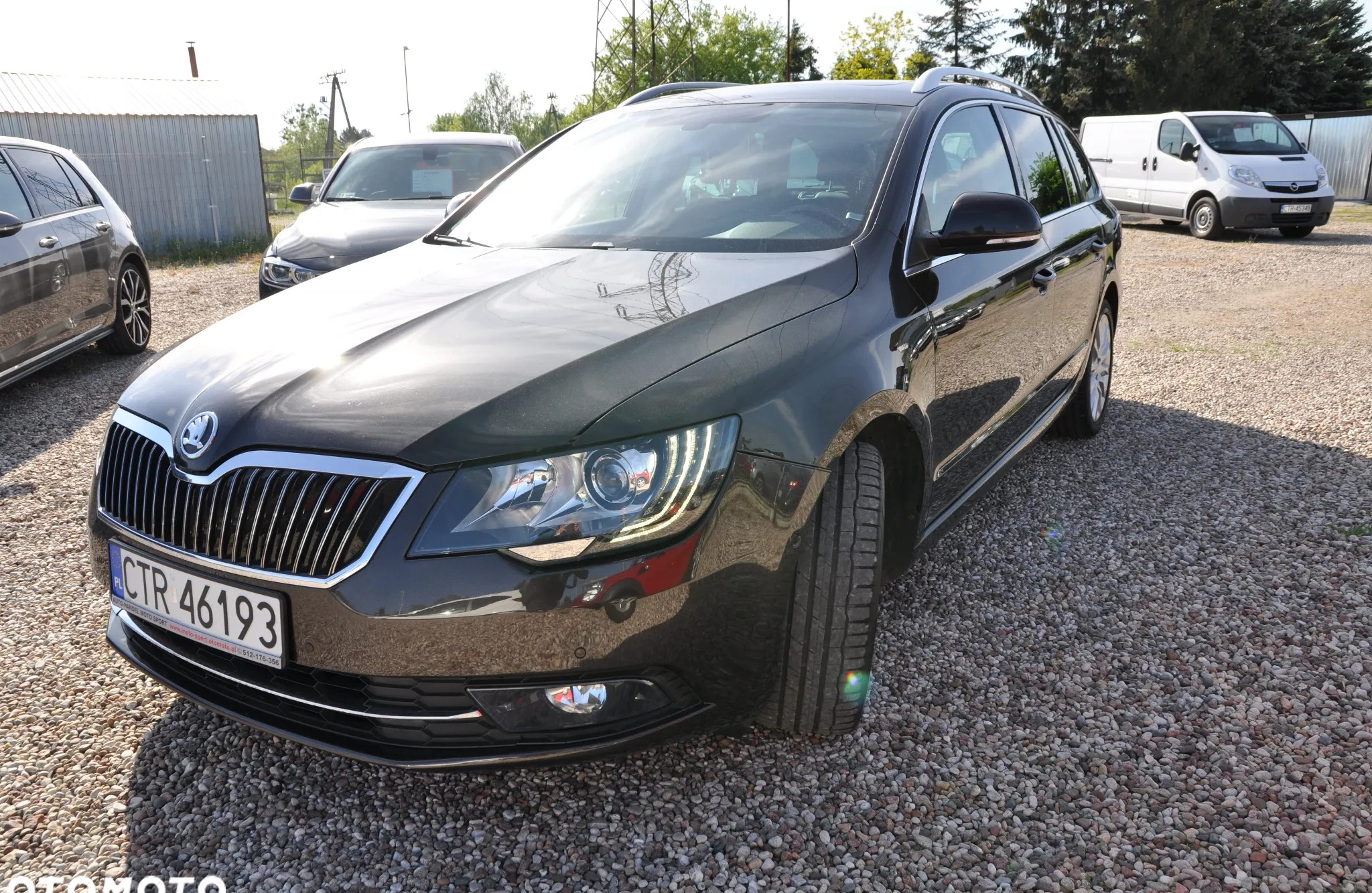 Skoda Superb cena 38900 przebieg: 190000, rok produkcji 2013 z Toruń małe 211